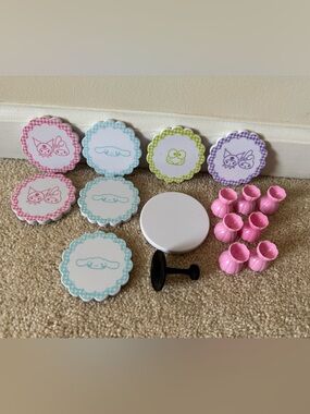 mini verse MGA hello kitty and friends display ball parts Sanrio